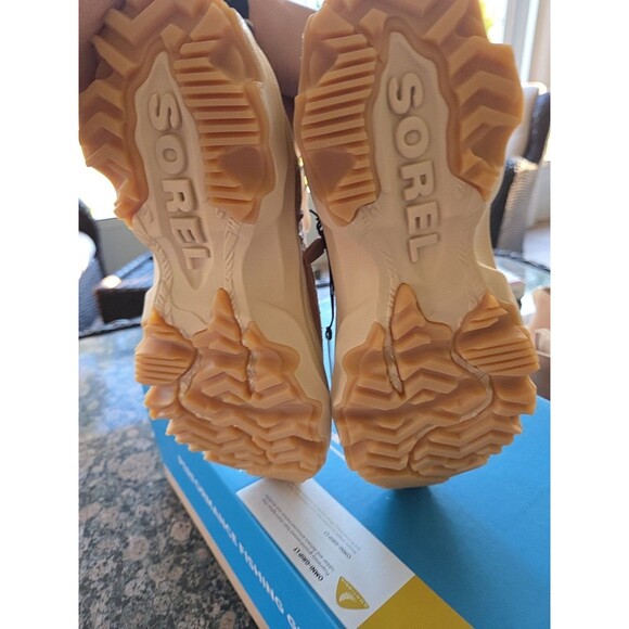 Sorel Kinetic Breakthru Acadia Size 6 Waterproof Sneaker Boot Tawny Buff Womens - Picture 11 of 11